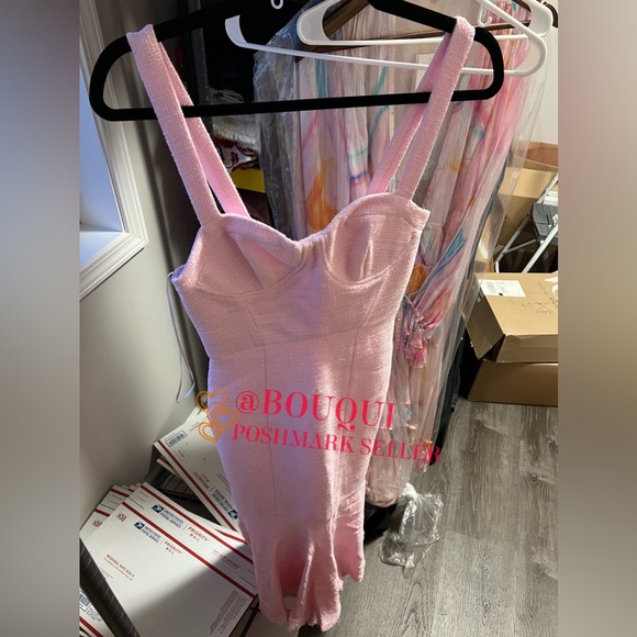 BLOGGERS FAV ZARA PINK TEXTURED WEAVE RUFFLED DRESS - Picture 2 of 7